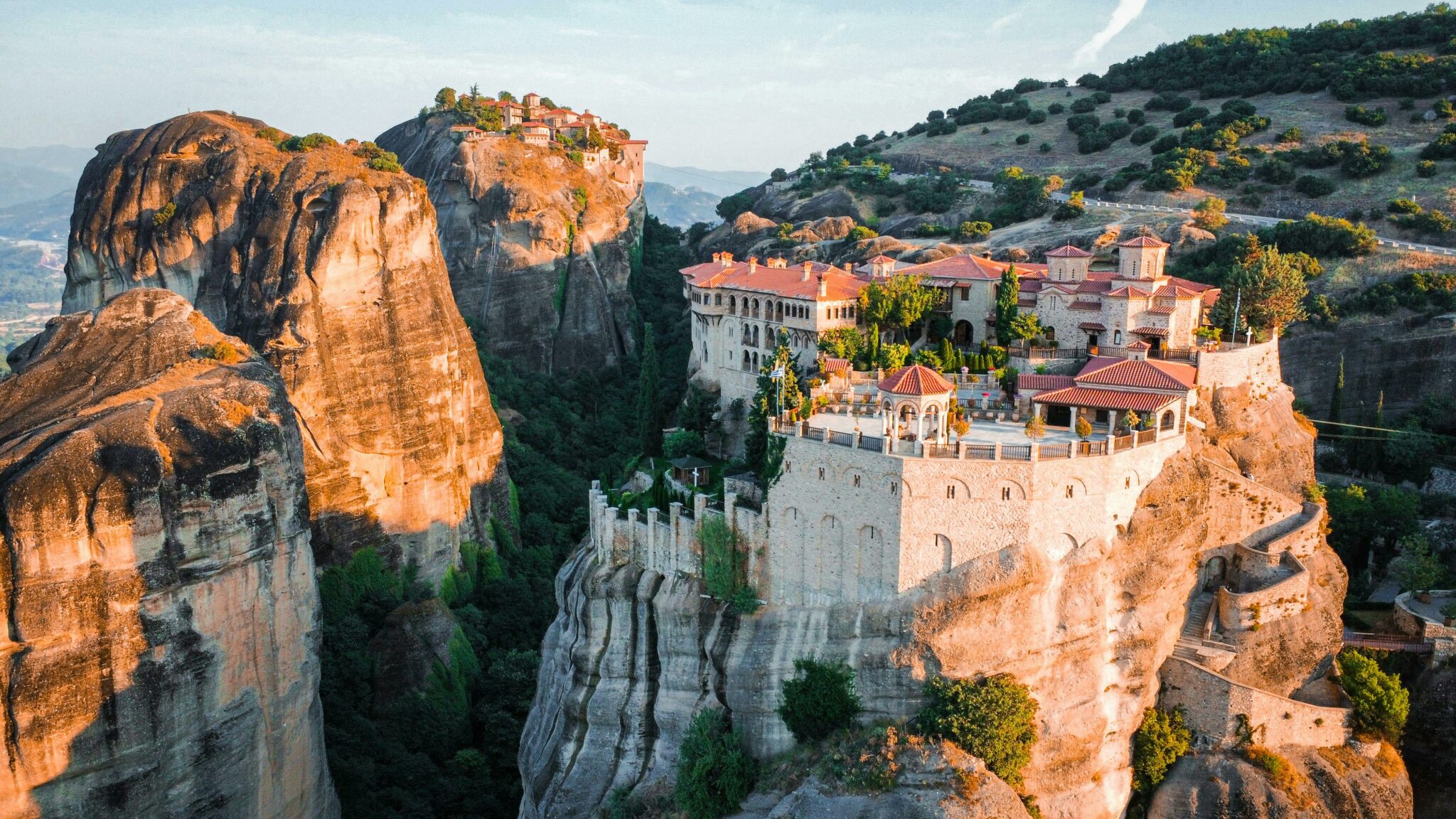 Βράχοι και μοναστήρια των Μετεώρων